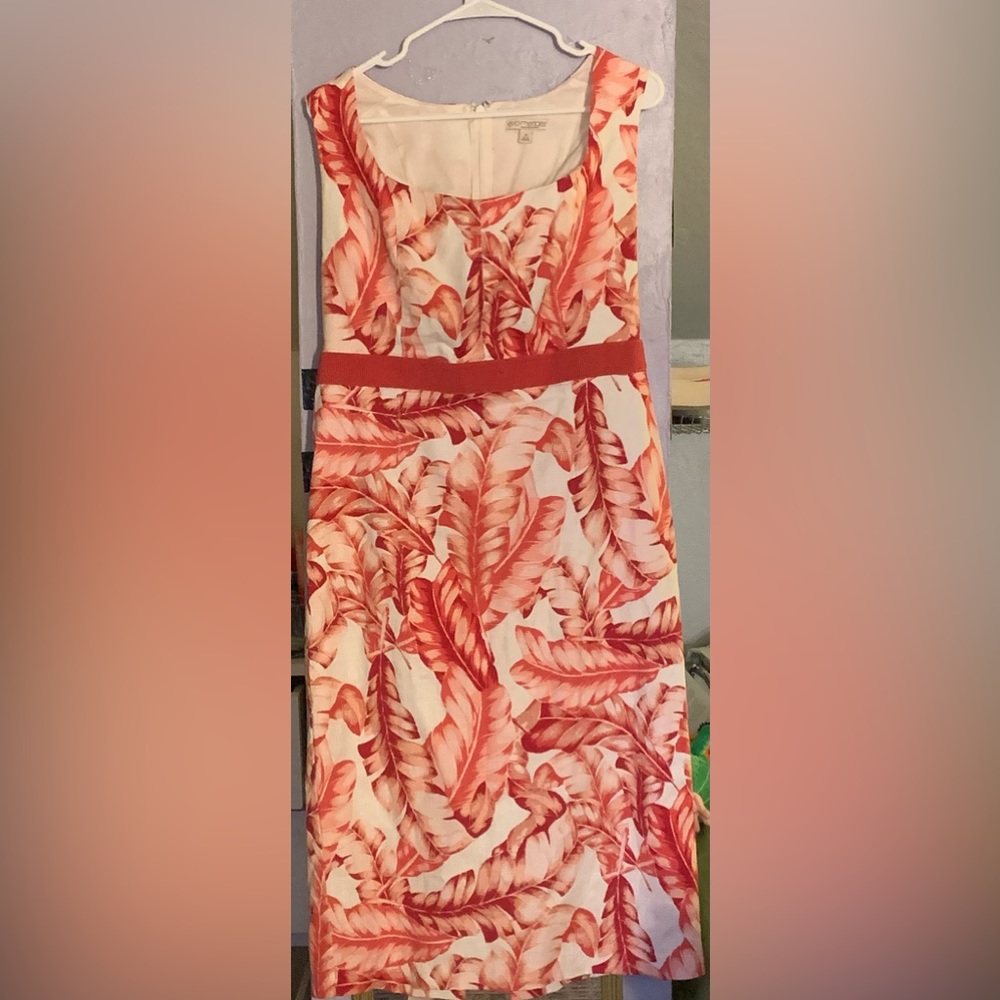 Pink feather/ tropical pattern mid length dress
